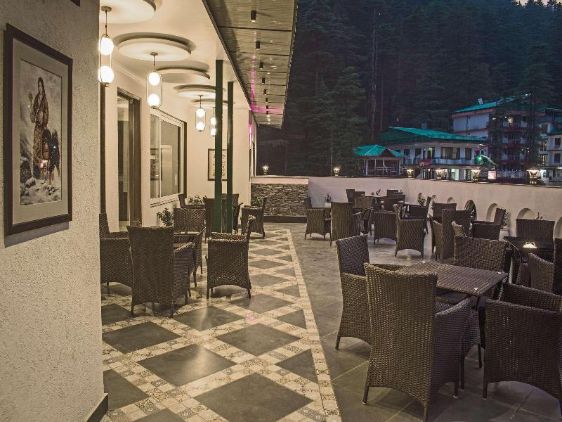 Quality Inn Bhagsu Heritage — restaurant