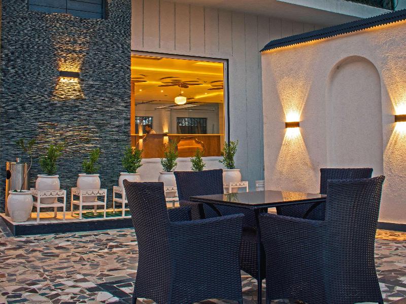 Quality Inn Bhagsu Heritage — restaurant