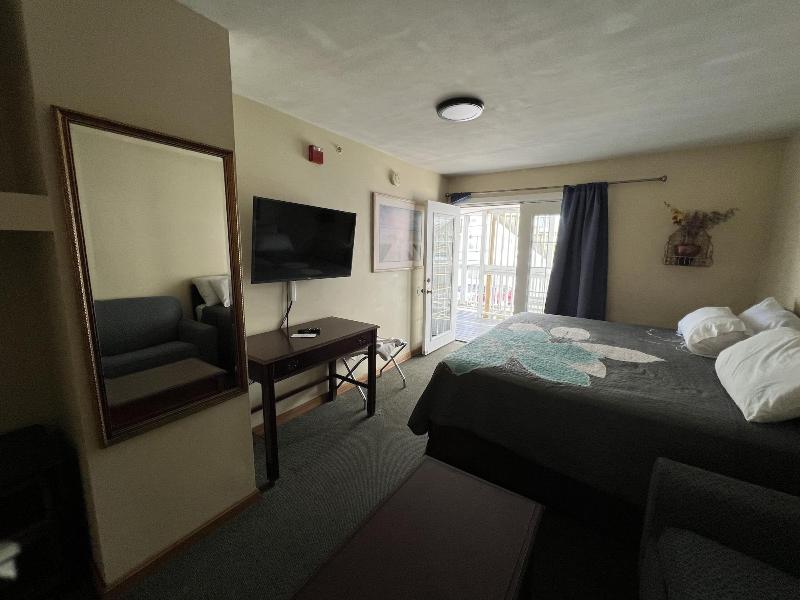 Ships Inn Hotel image