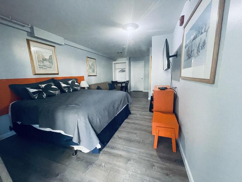 Ships Inn Hotel image