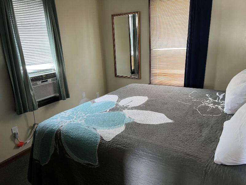 Ships Inn Hotel image