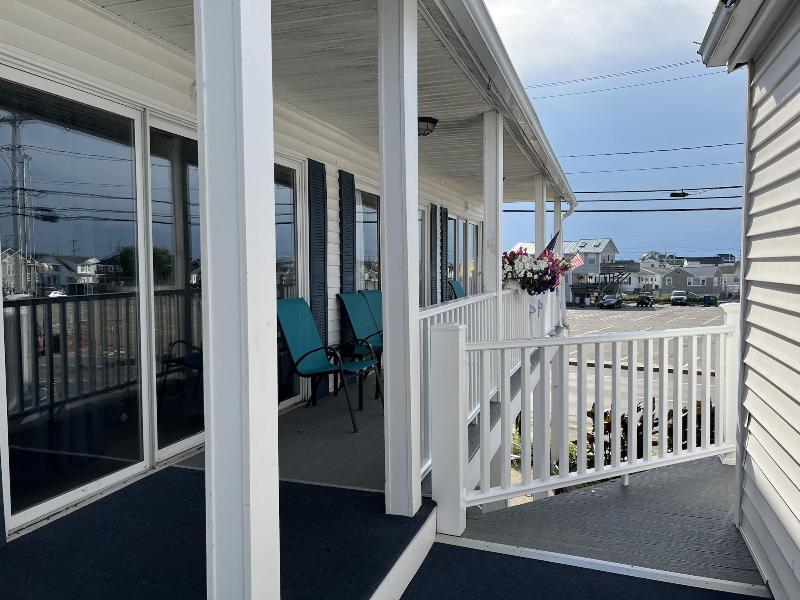 Ships Inn Hotel image