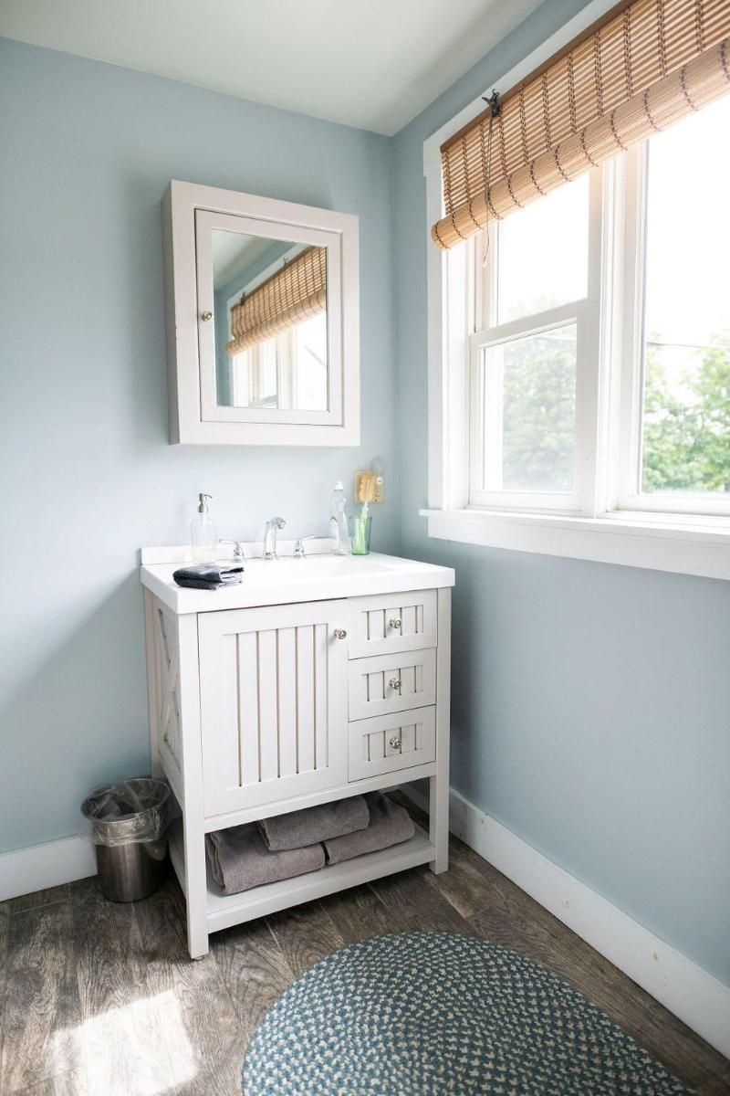 Craftsbury Farmhouse image