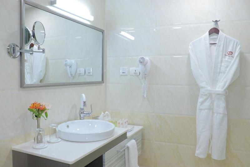 Desalegn Hotels Lodge And Apartment image