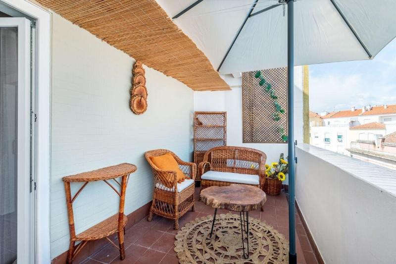 Villa Center image
