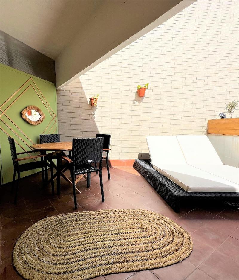 Villa Center image