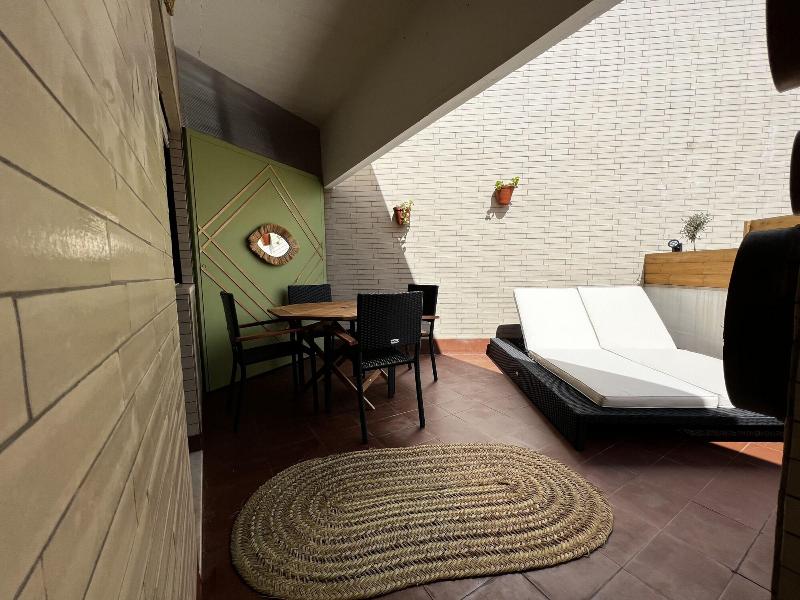 Villa Center image
