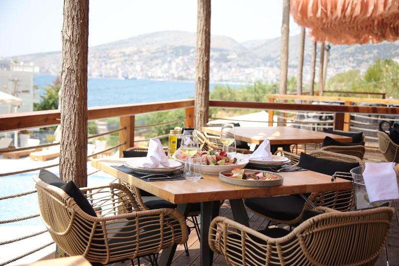 Harbour Hotel image