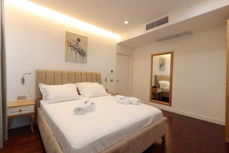 Harbour Hotel image
