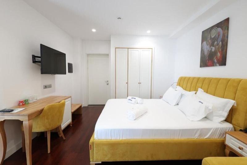 Harbour Hotel image