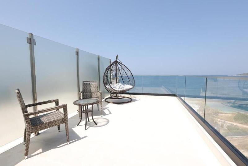 Harbour Hotel image