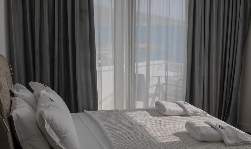 Harbour Hotel image
