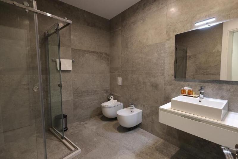 Harbour Hotel image
