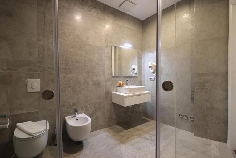 Harbour Hotel image