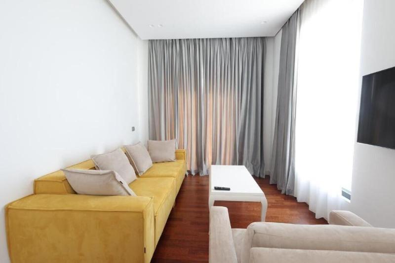 Harbour Hotel image