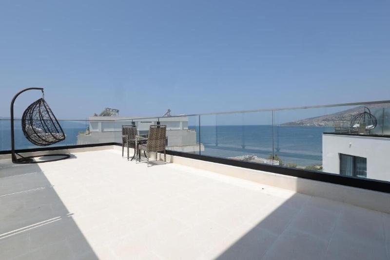 Harbour Hotel image