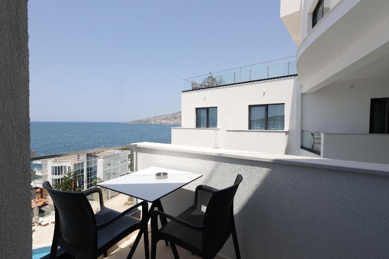 Harbour Hotel image