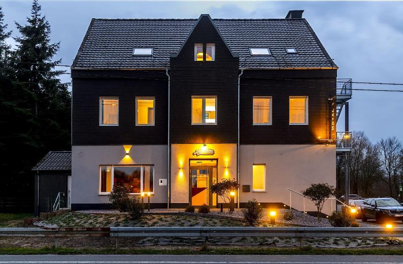Zu Freunden image