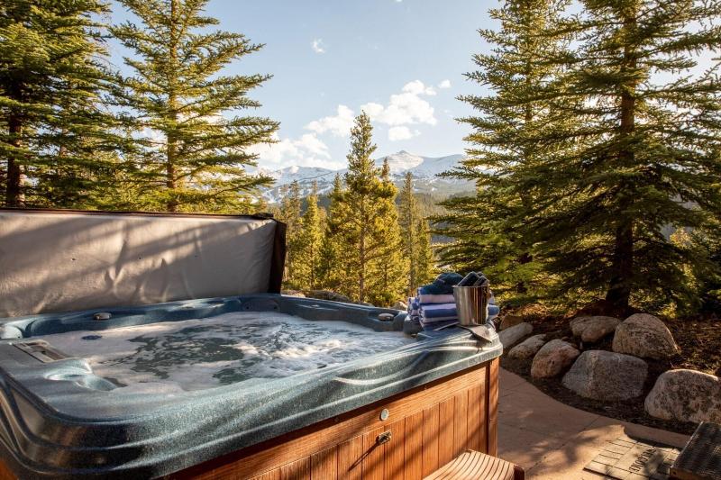 Zendo By Avantstay Serene Mountain Abode W Hot Tu image