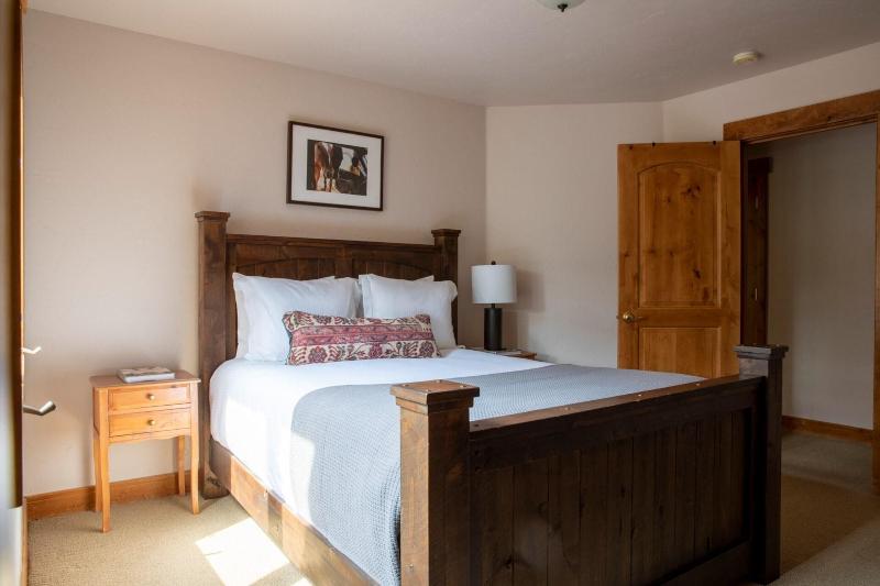 Zendo By Avantstay Serene Mountain Abode W Hot Tu image