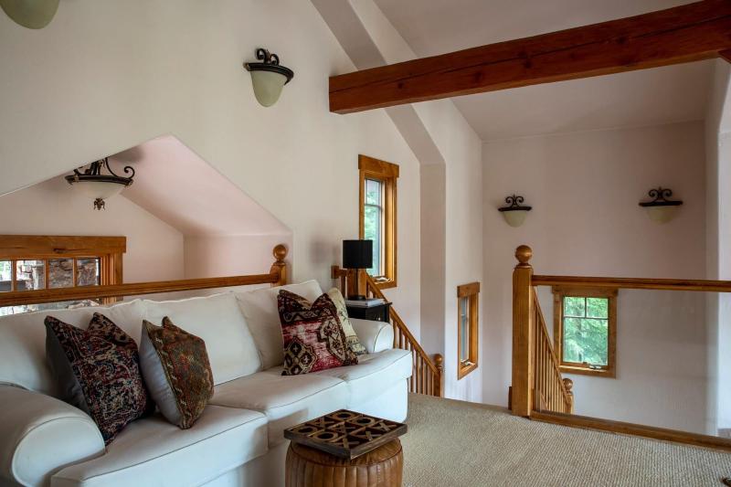 Zendo By Avantstay Serene Mountain Abode W Hot Tu image