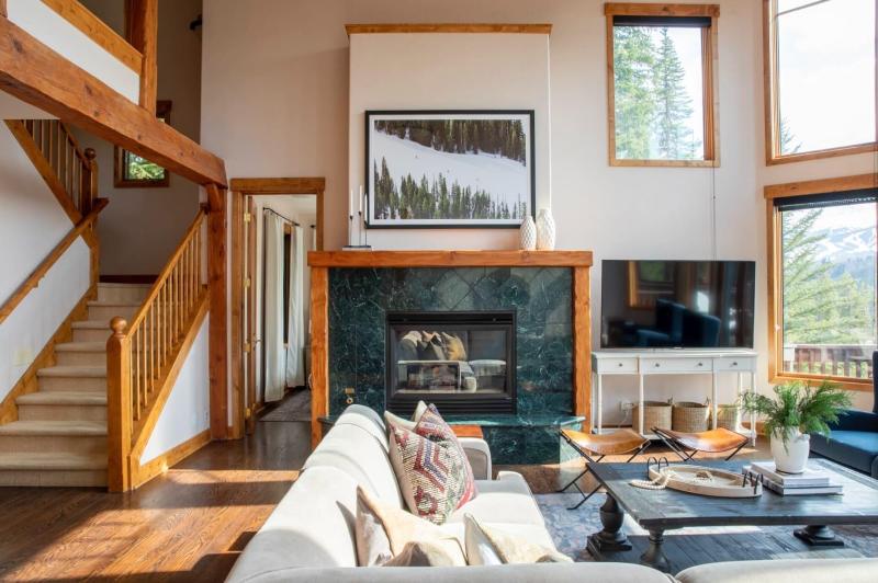 Zendo By Avantstay Serene Mountain Abode W Hot Tu image