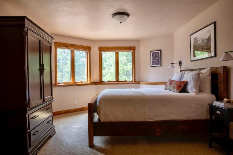 Zendo By Avantstay Serene Mountain Abode W Hot Tu image