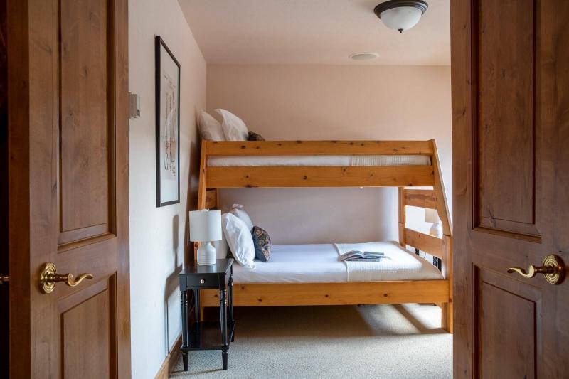 Zendo By Avantstay Serene Mountain Abode W Hot Tu image