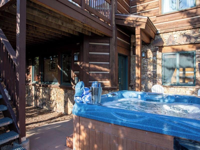 Zendo By Avantstay Serene Mountain Abode W Hot Tu image