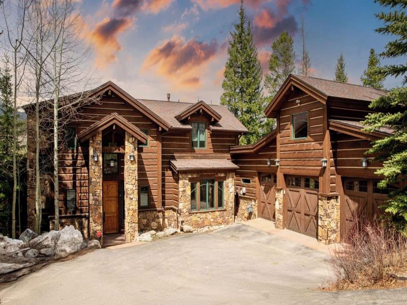 Zendo By Avantstay Serene Mountain Abode W Hot Tu image