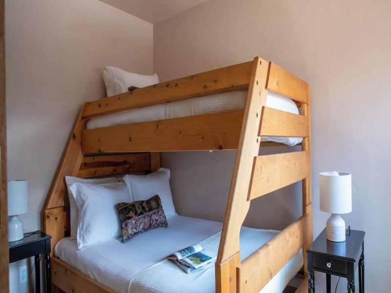 Zendo By Avantstay Serene Mountain Abode W Hot Tu image