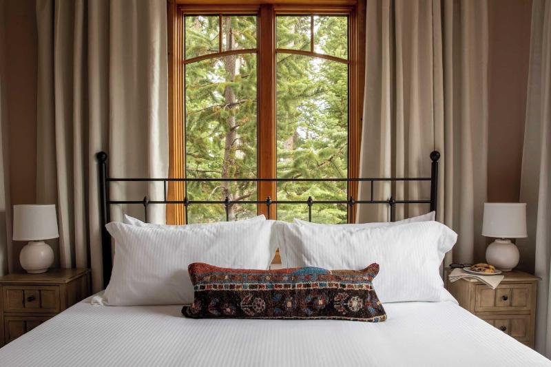 Zendo By Avantstay Serene Mountain Abode W Hot Tu image