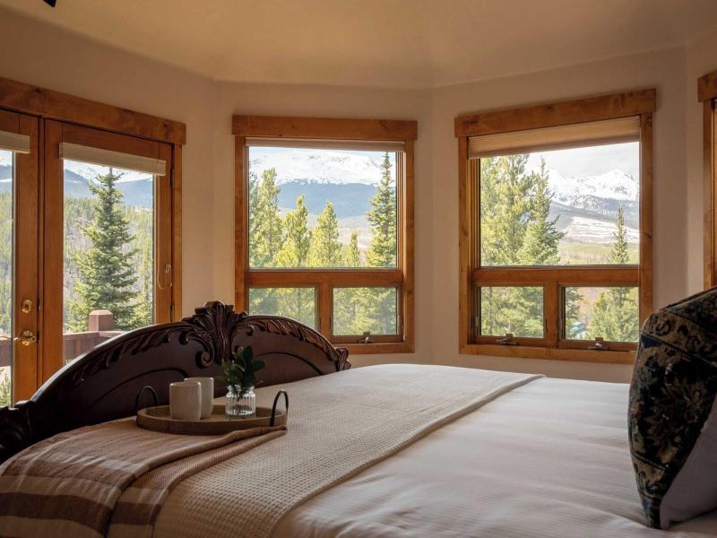 Zendo By Avantstay Serene Mountain Abode W Hot Tu image