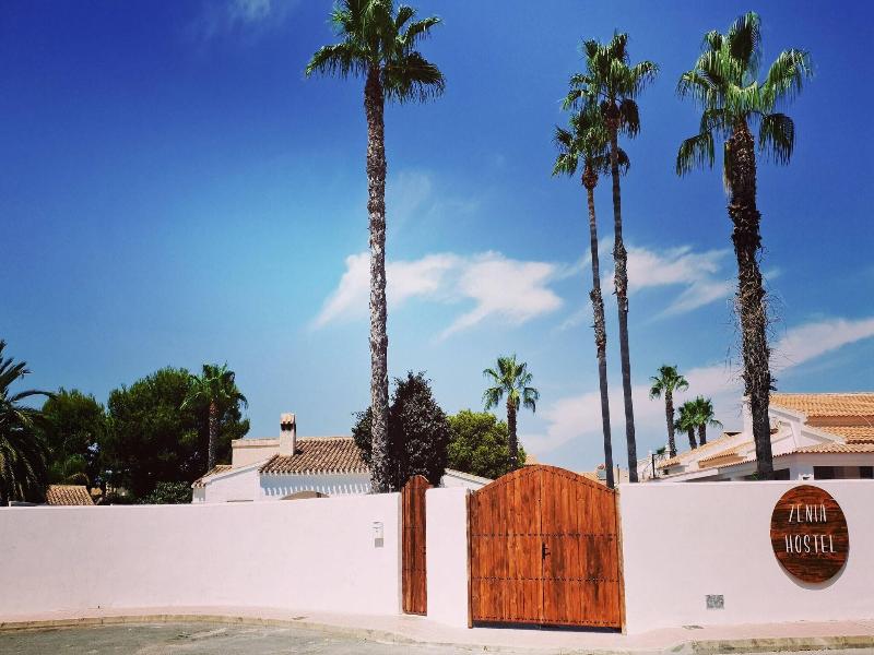 Zenia Hostel image