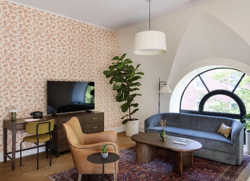 The Quoin Hotel image