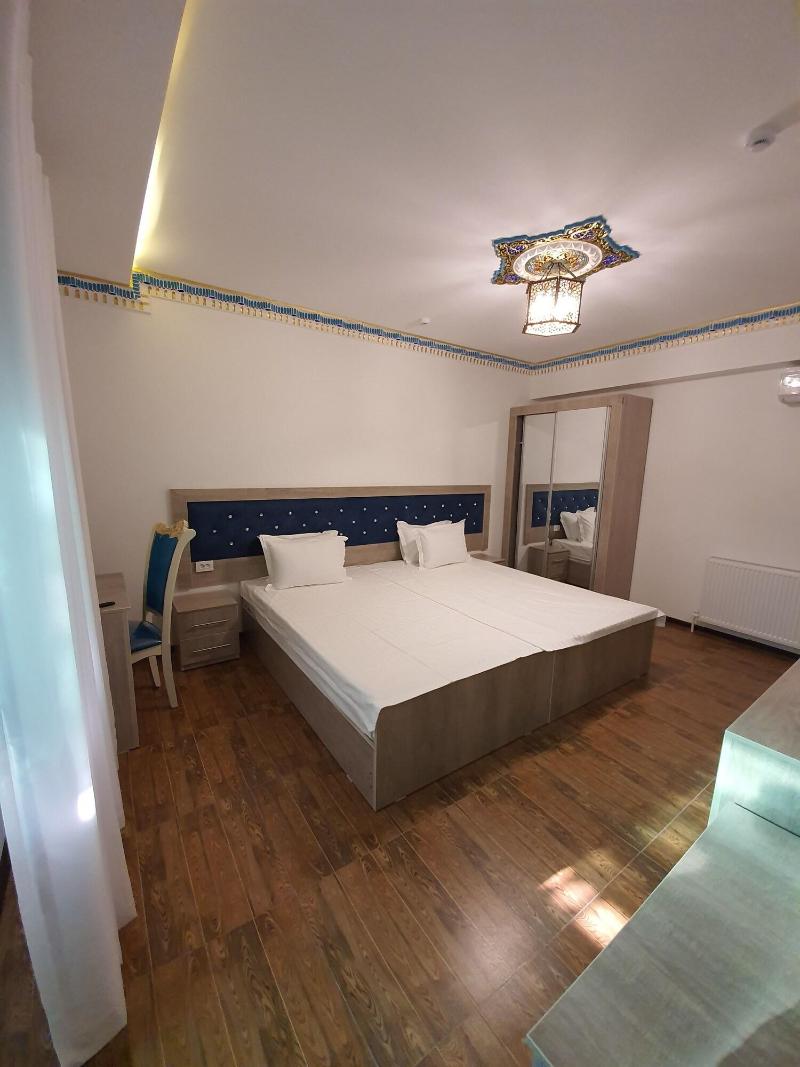 Suzangaron Boutique Hotel image