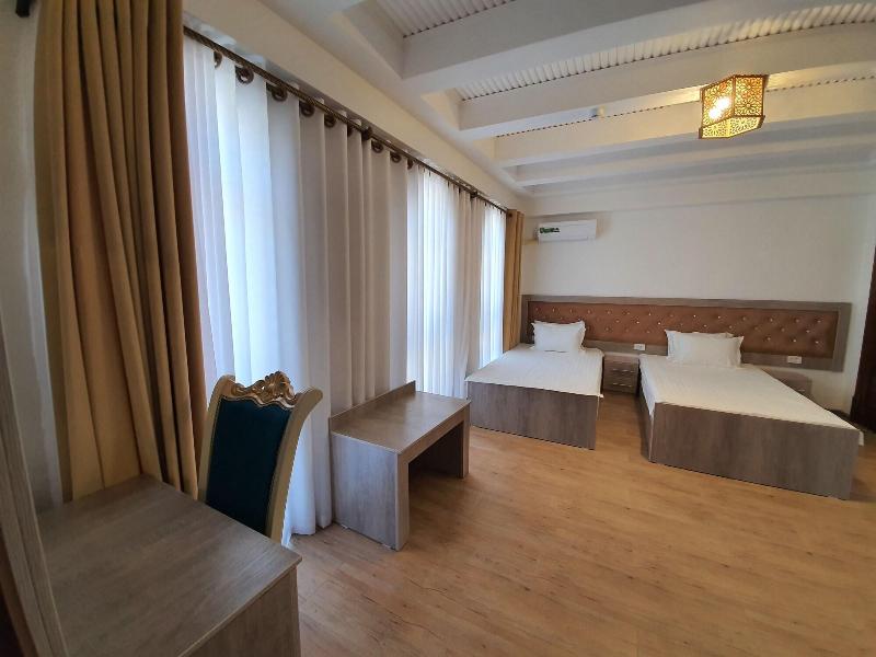 Suzangaron Boutique Hotel image