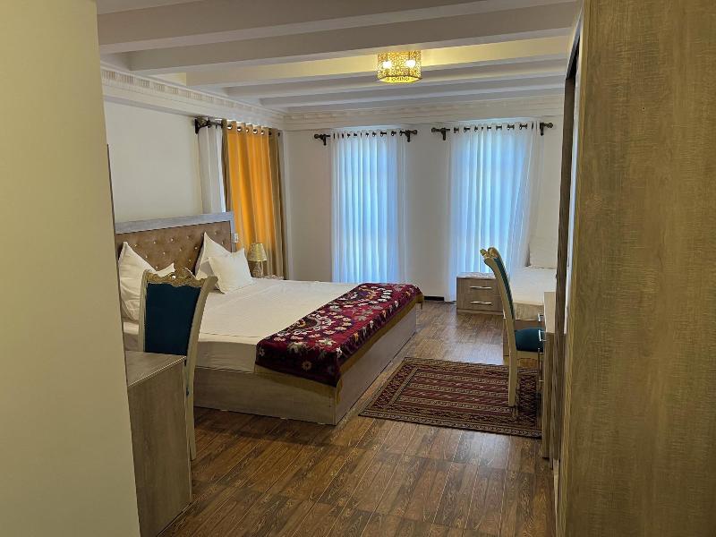Suzangaron Boutique Hotel image