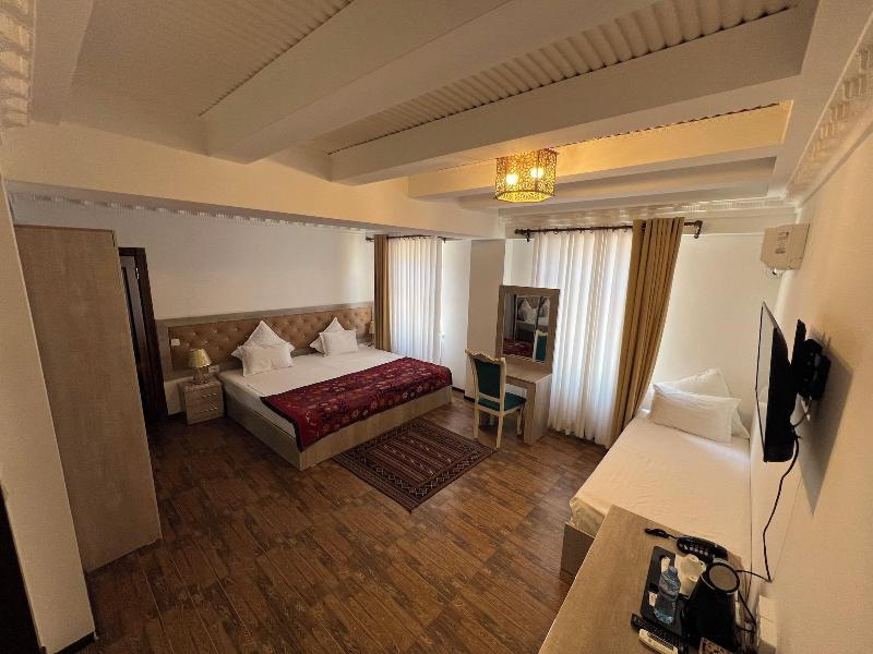 Suzangaron Boutique Hotel image