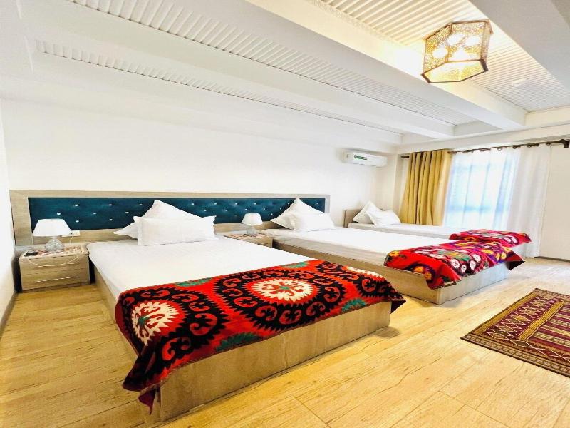 Suzangaron Boutique Hotel image