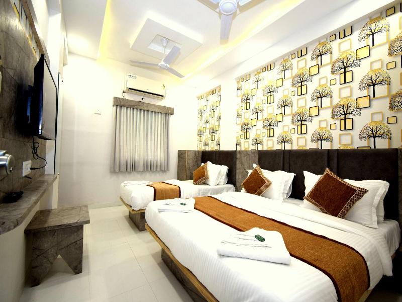 Hotel A1 Vastrapur image