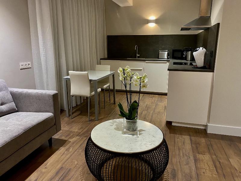 Harpazul Apartments image
