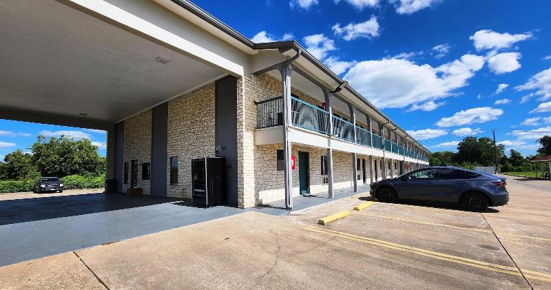 Scottish Inn Suites image