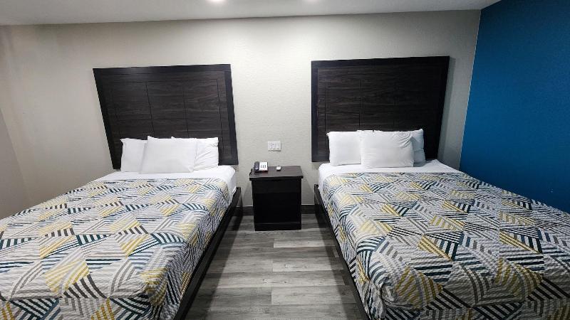 Scottish Inn Suites image