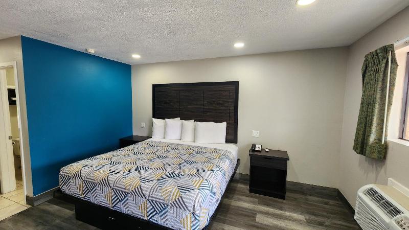 Scottish Inn Suites image