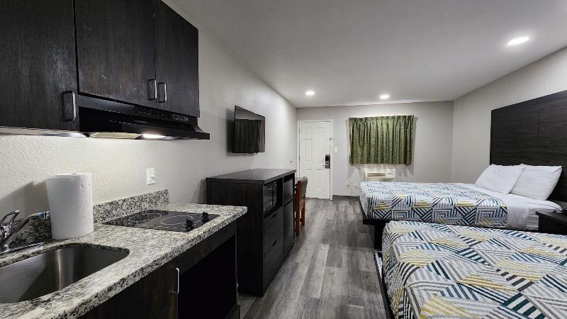 Scottish Inn Suites image