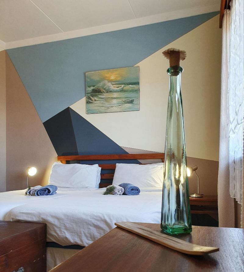 Salty Jackal Backpackers Surf Camp image