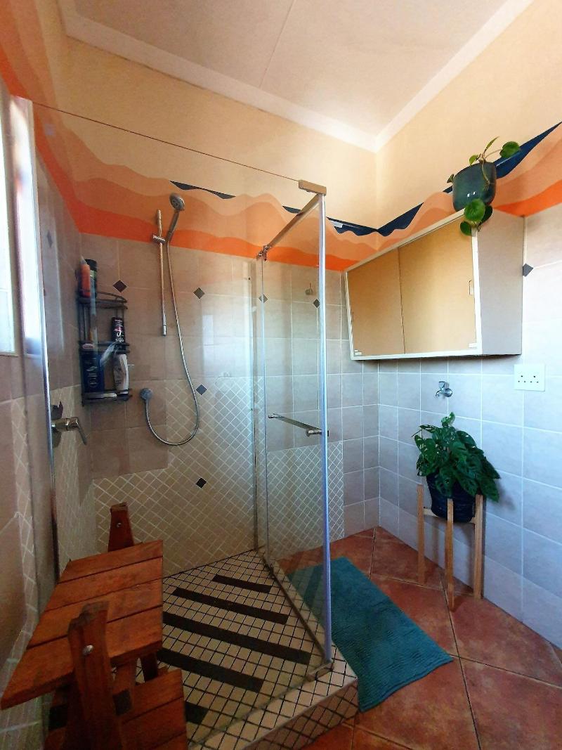 Salty Jackal Backpackers Surf Camp image