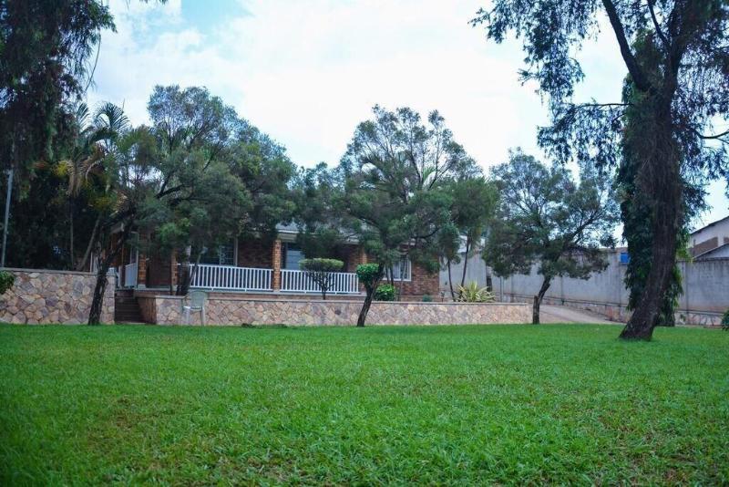 Samweb Bed And Breakfast image