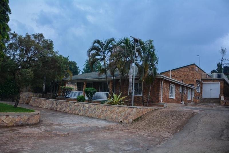 Samweb Bed And Breakfast image